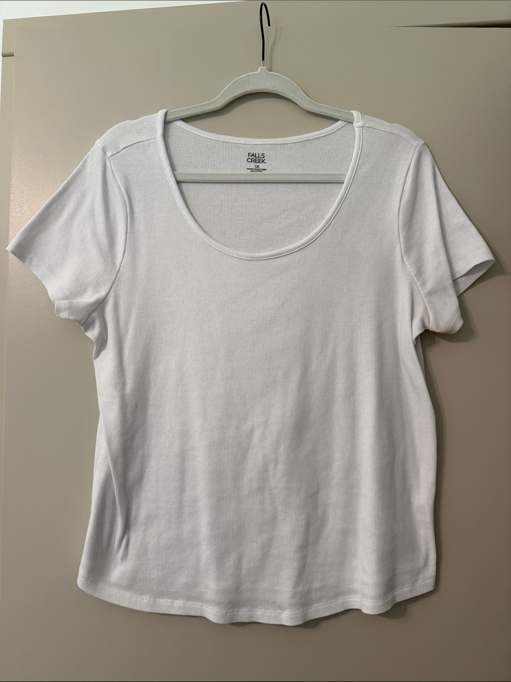 Falls Creek White Scoop Neck Short Sleeve Tee